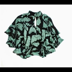 Cinq a Sept Green & Black Silk Shirt. Fits S, XS
